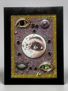 All Eyes On Me Hand Crafted Framed Eye Motif Mixed-Media Wall Art - Pink / Gold